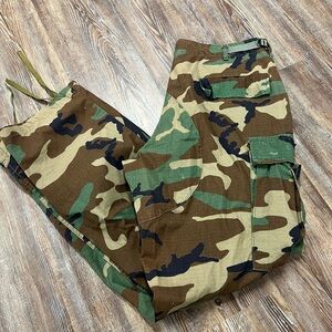 Camo
Cargo Pants - Woodland Green